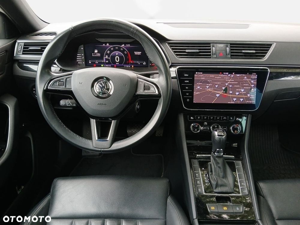 Skoda Superb 2.0 TSI 4x4 L&K DSG - 11