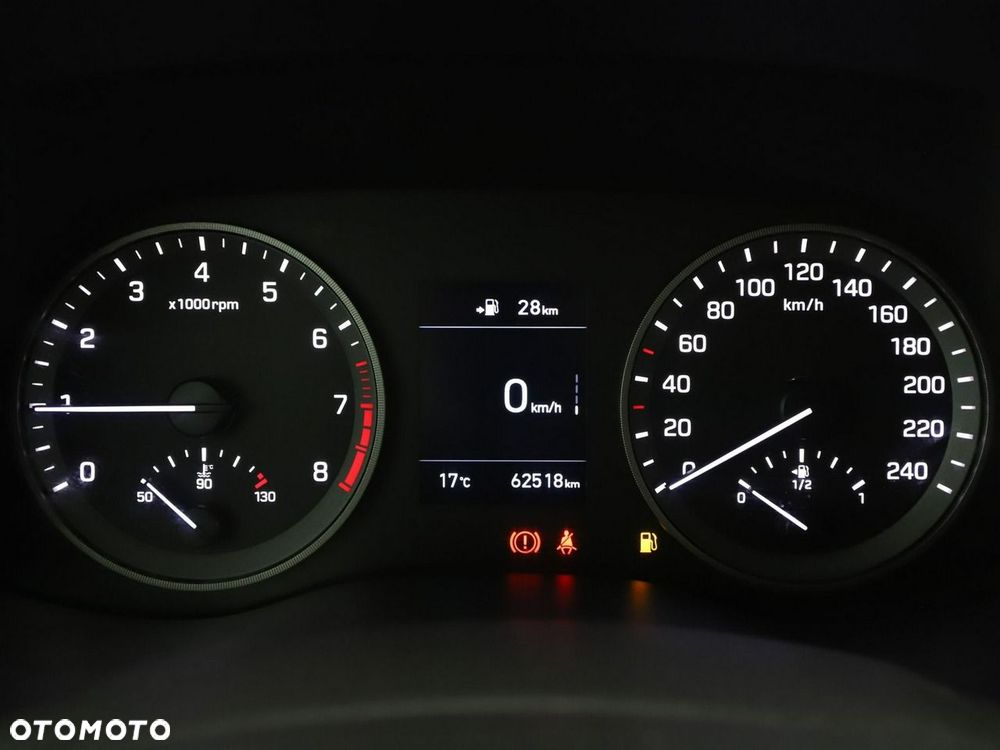 Hyundai Tucson 1.6 GDi 2WD Pure - 23