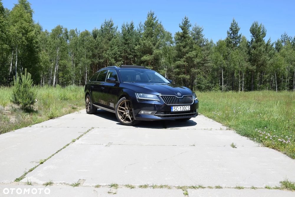 Skoda Superb 2.0 TDI SCR 4x4 Ambition DSG - 24