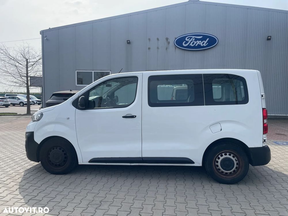 Peugeot Traveller - 4