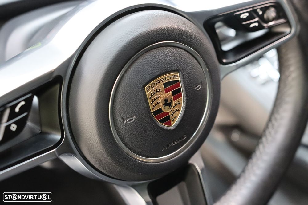 Porsche Cayenne - 11
