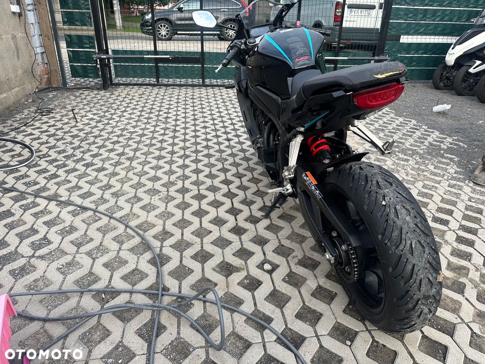 Honda CBR - 10