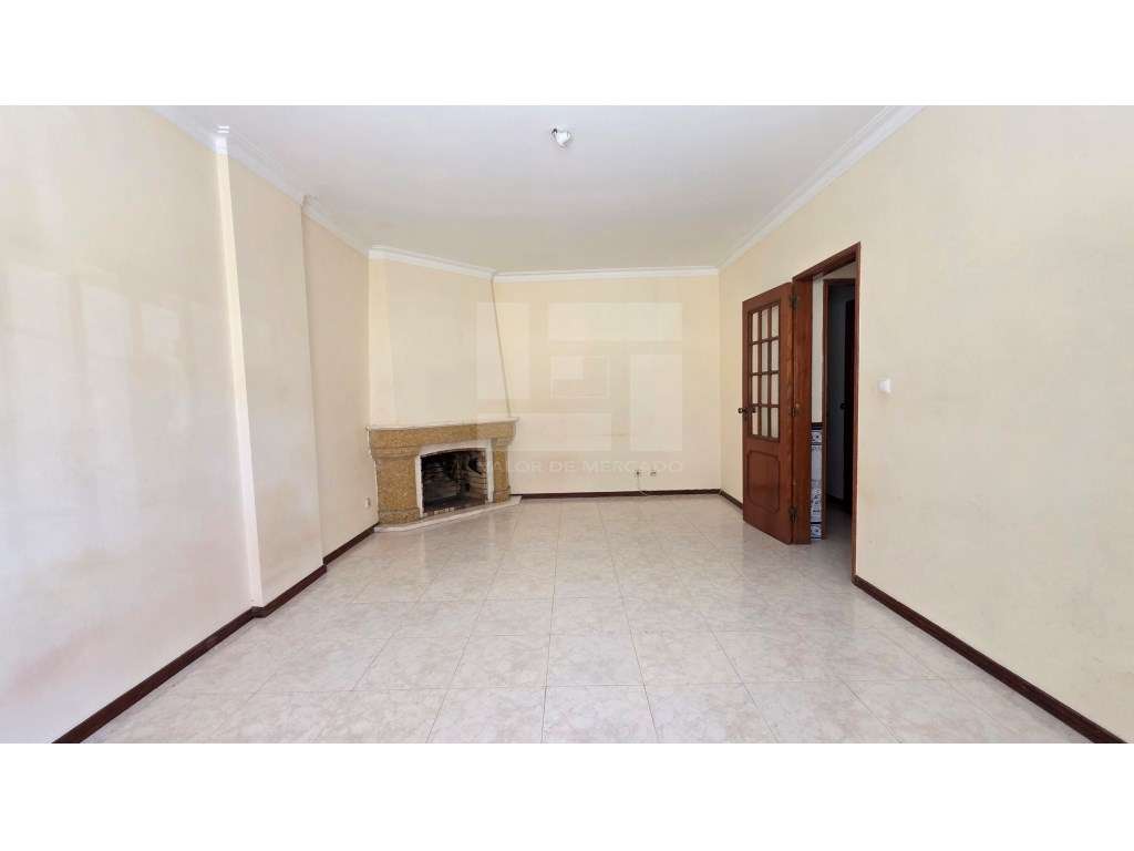 APARTAMENTO T1 - RINCHOA - RIO DE MOURO - Grande imagem: 3/25