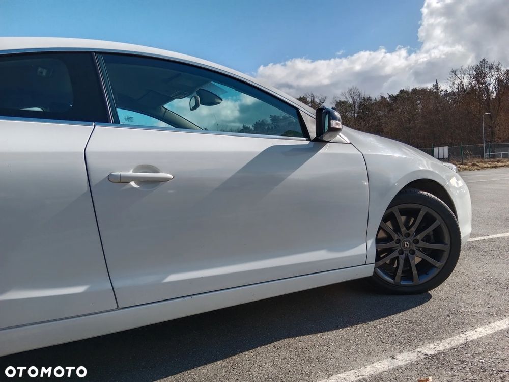 Renault Laguna 2.0 dCi Monaco GP2 - 11