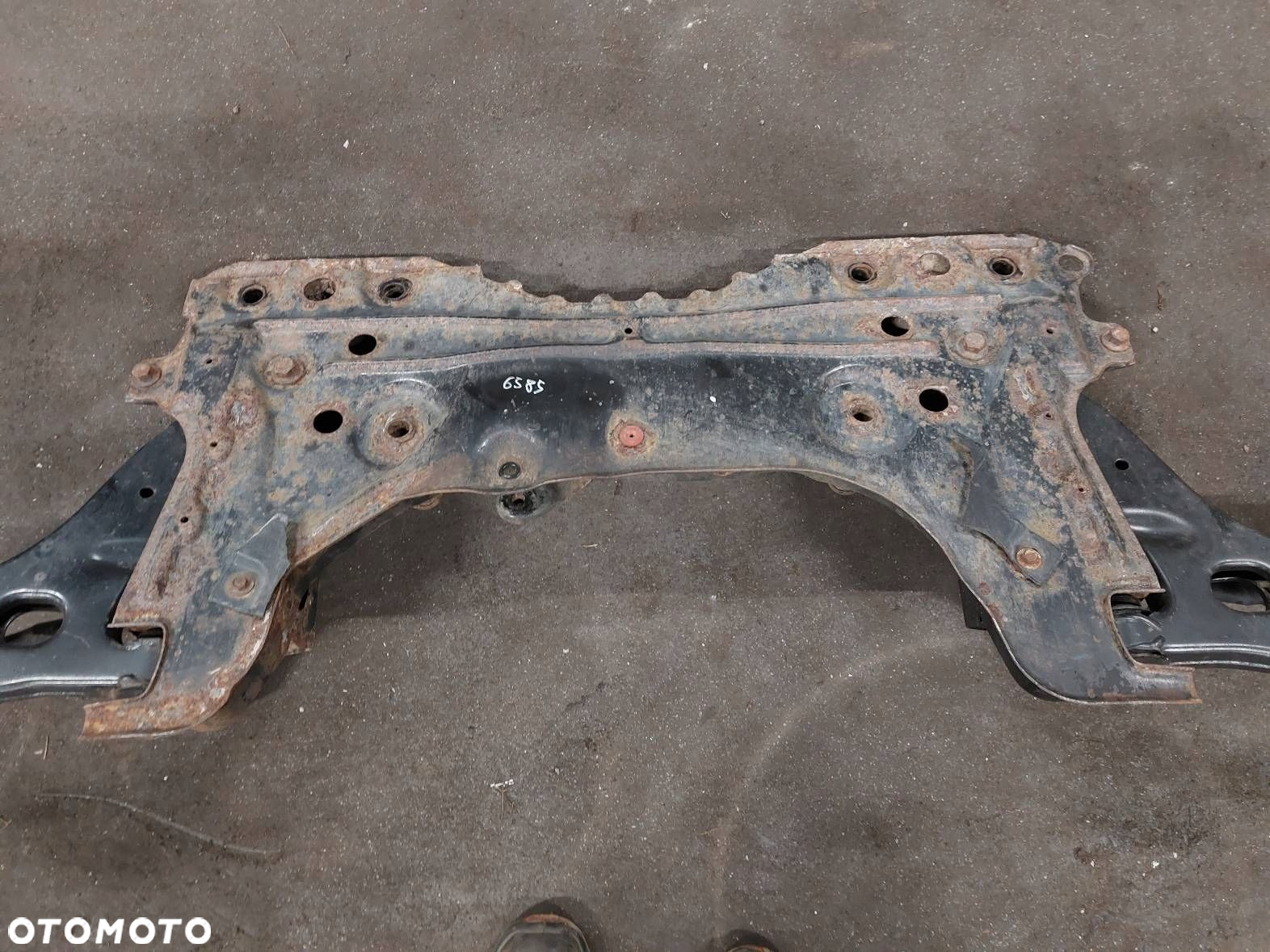 SANKI WÓZEK KOŁYSKA SILNIKA FORD FOCUS MK1 LIFT 98-04r 1.8 TDCI - 2