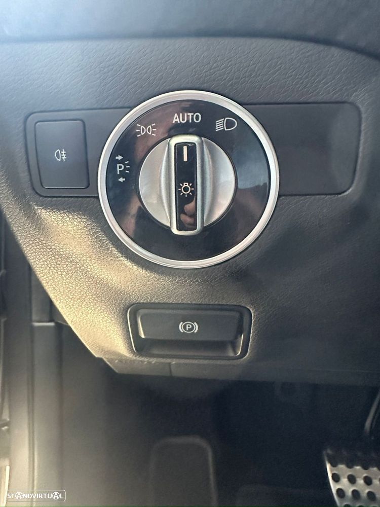 Mercedes-Benz A 45 AMG 4-Matic - 20