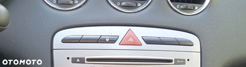 Włącznik świateł awaryjnych Peugeot 308 - 1