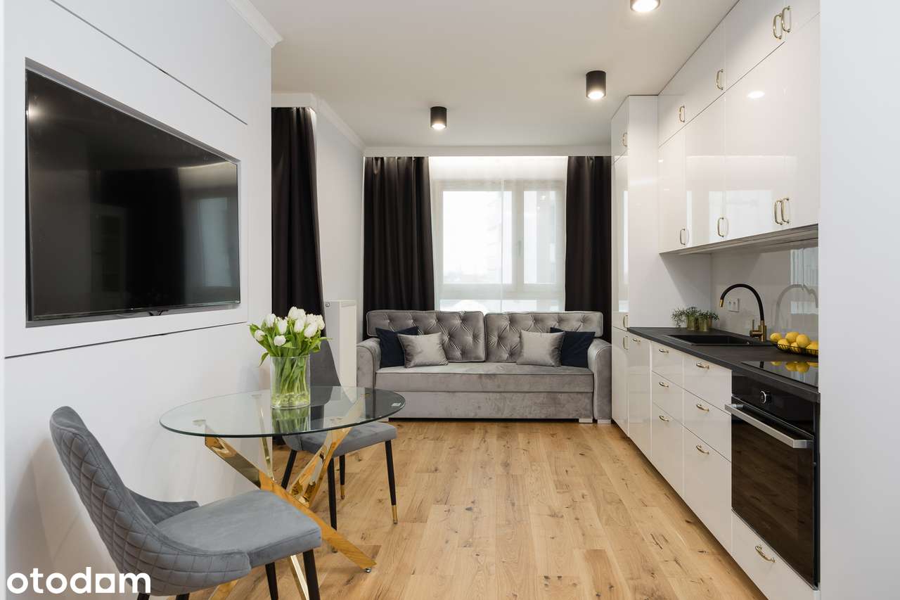 Elegancki apartament w prestiżowej inwestycji Towarowa Square