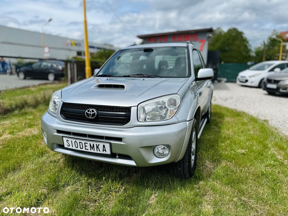 Toyota RAV4 - 4