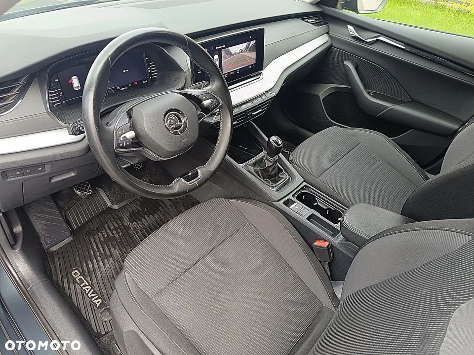 Skoda Octavia 1.5 TSI ACT Ambition - 8