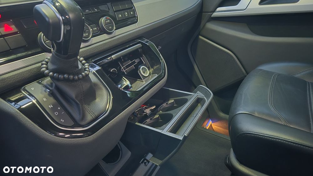 Volkswagen Multivan 2.0 TDI L1 Highline DSG - 11