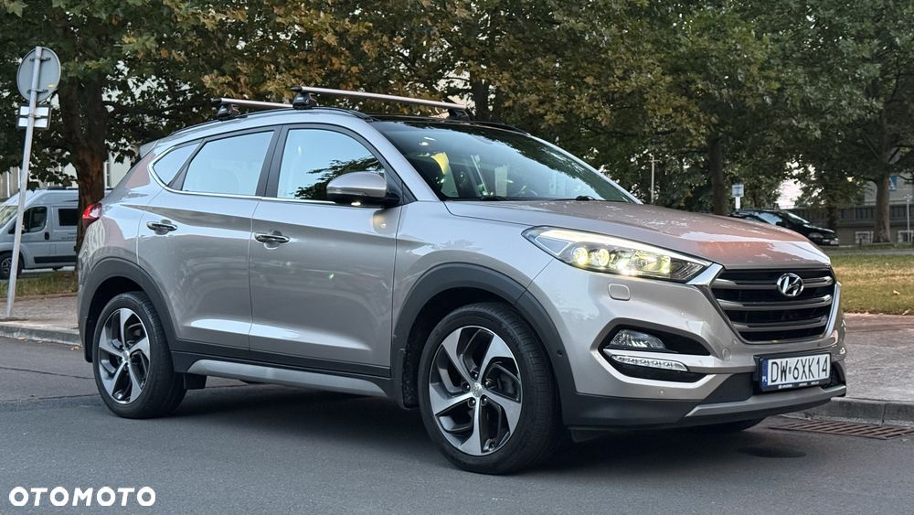 Hyundai Tucson 2.0 CRDI Premium 4WD - 23