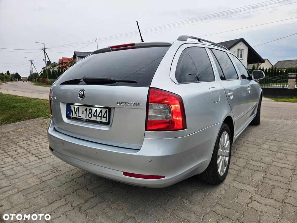 Skoda Octavia 1.6 TDI DPF Ambition - 6