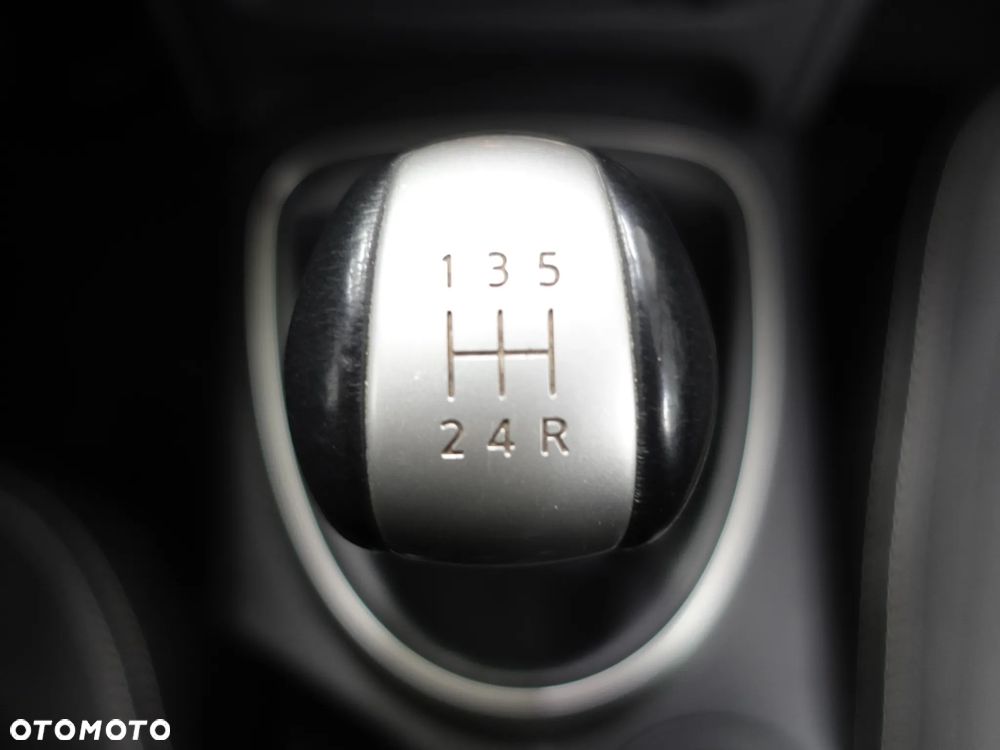 Nissan Qashqai 1.6 visia - 31