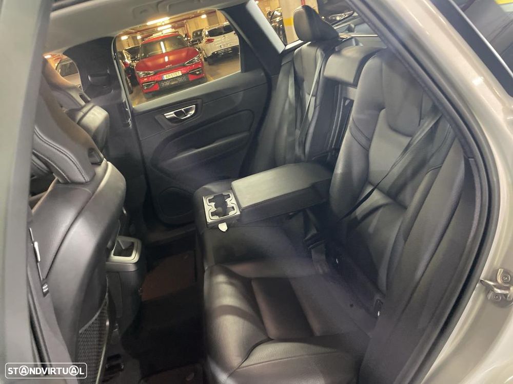 Volvo XC 60 2.0 B4 Inscription - 9