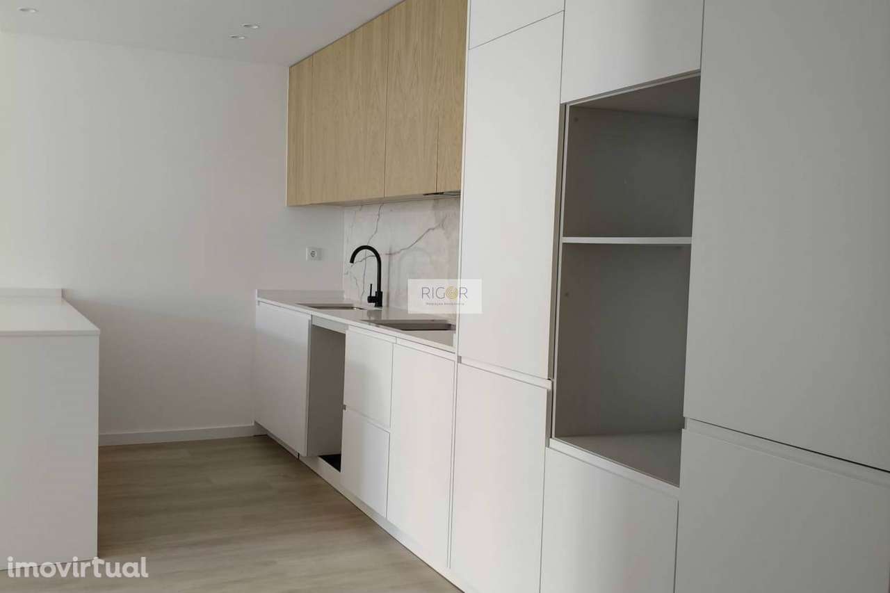 Apartamento T2 com terraço de 255m2 em Matosinhos - Grande imagem: 5/21