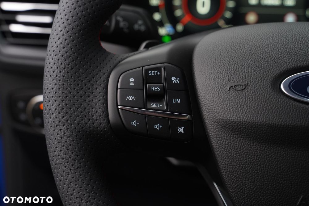 Ford Focus 1.0 EcoBoost mHEV ST-Line X - 15