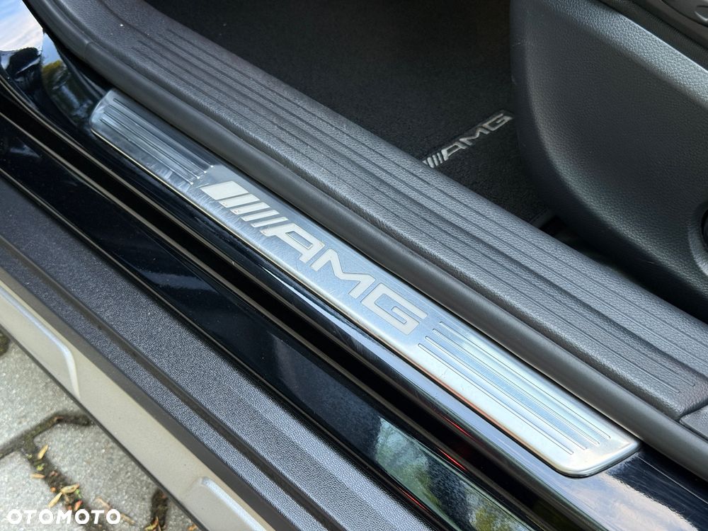 Mercedes-Benz GLA 45 AMG 4-Matic - 37