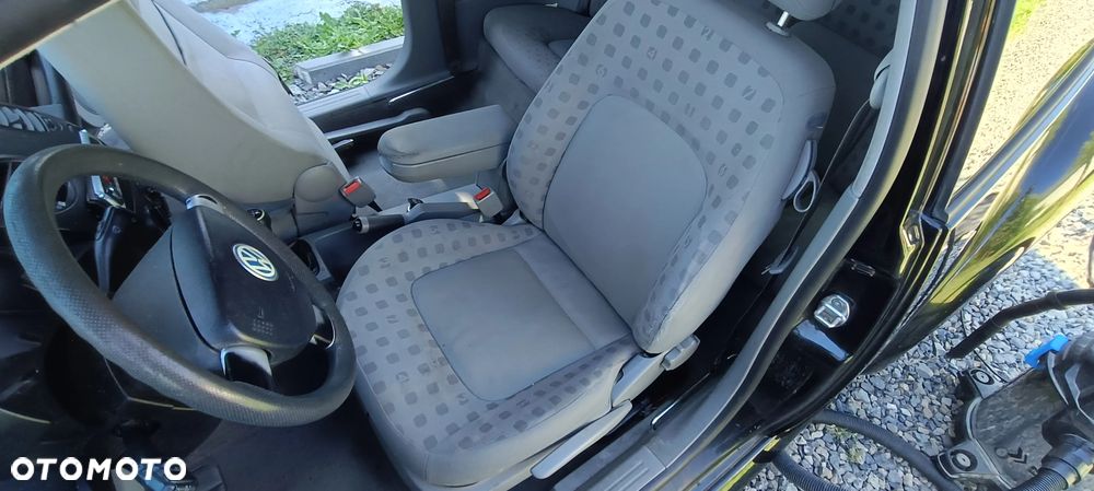 Volkswagen New Beetle 2.0 - 9