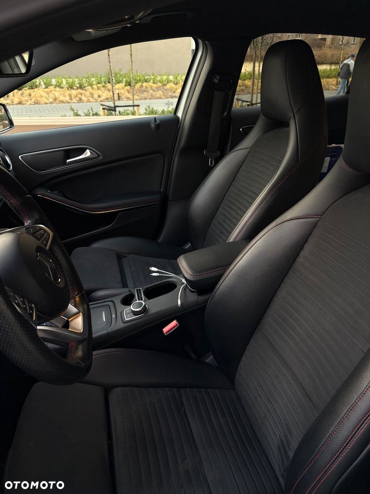 Mercedes-Benz GLA 200 7G-DCT AMG Line - 6