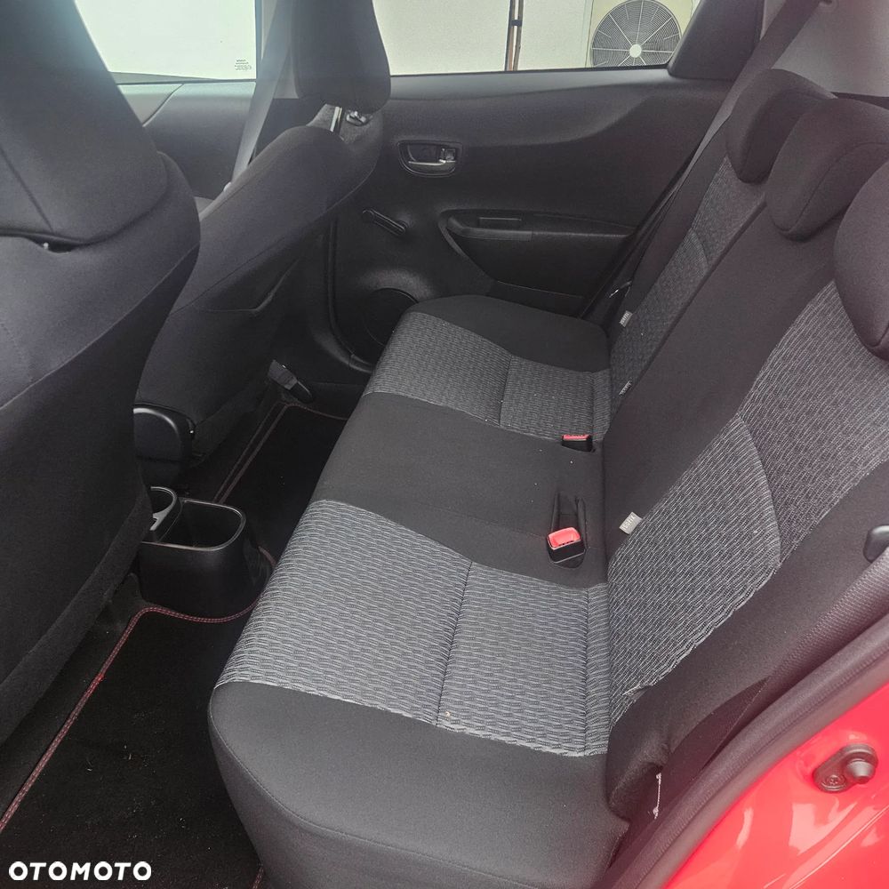 Toyota Yaris 1.33 Active - 13