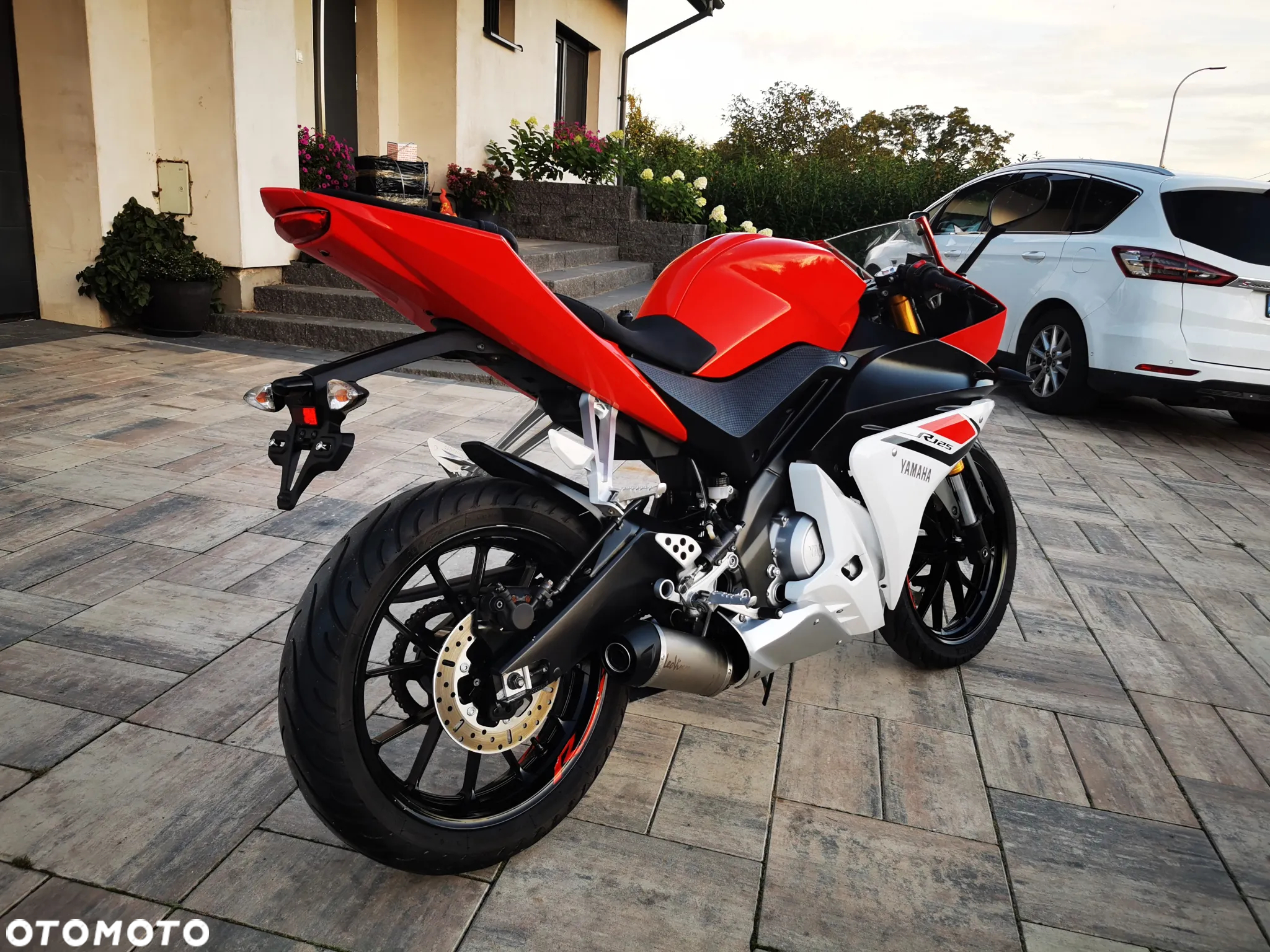 Yamaha YZF - 3