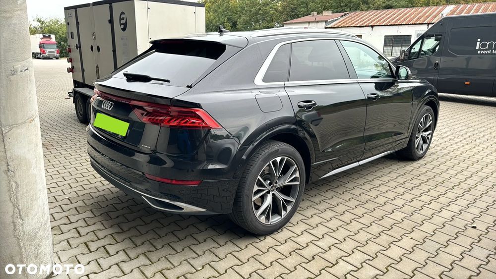 Audi Q8 - 4