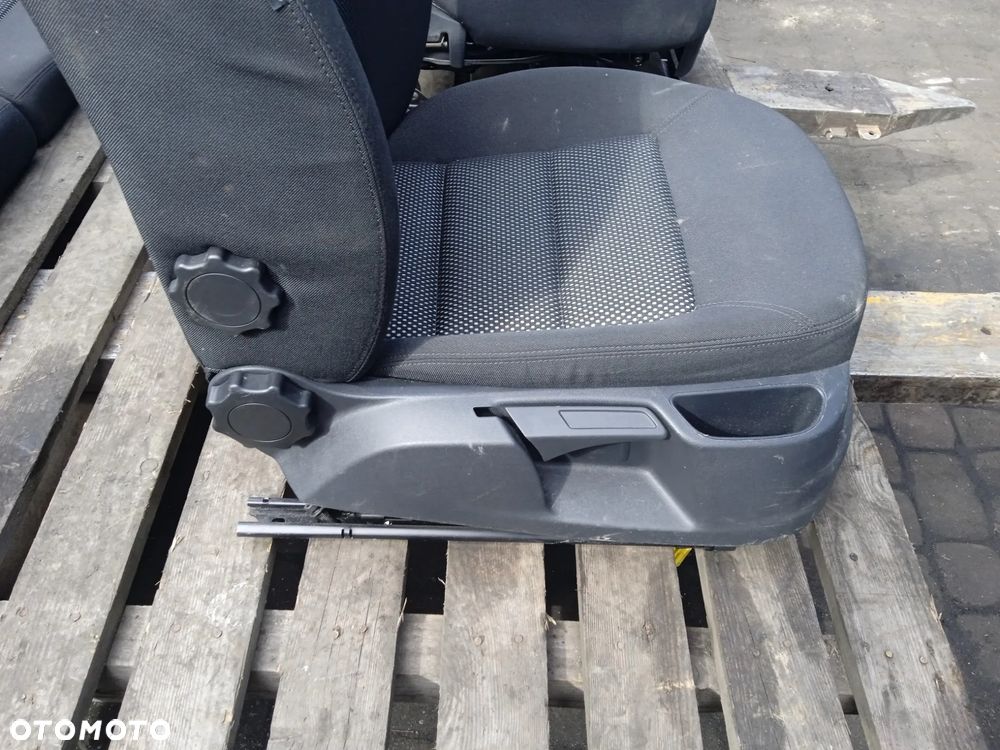 KOMPLET FOTELI PODGRZEWANYCH SKODA OCTAVIA II KOMBI - 7