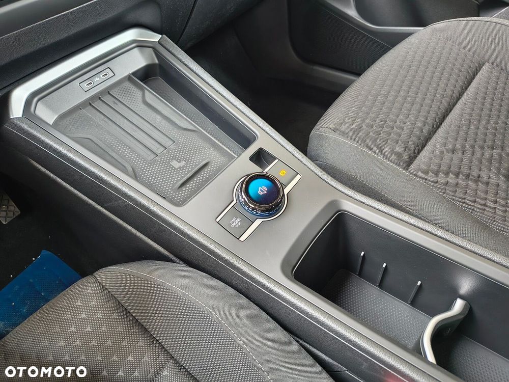 Volkswagen T-Roc 1.5 eTSI Life DSG - 24