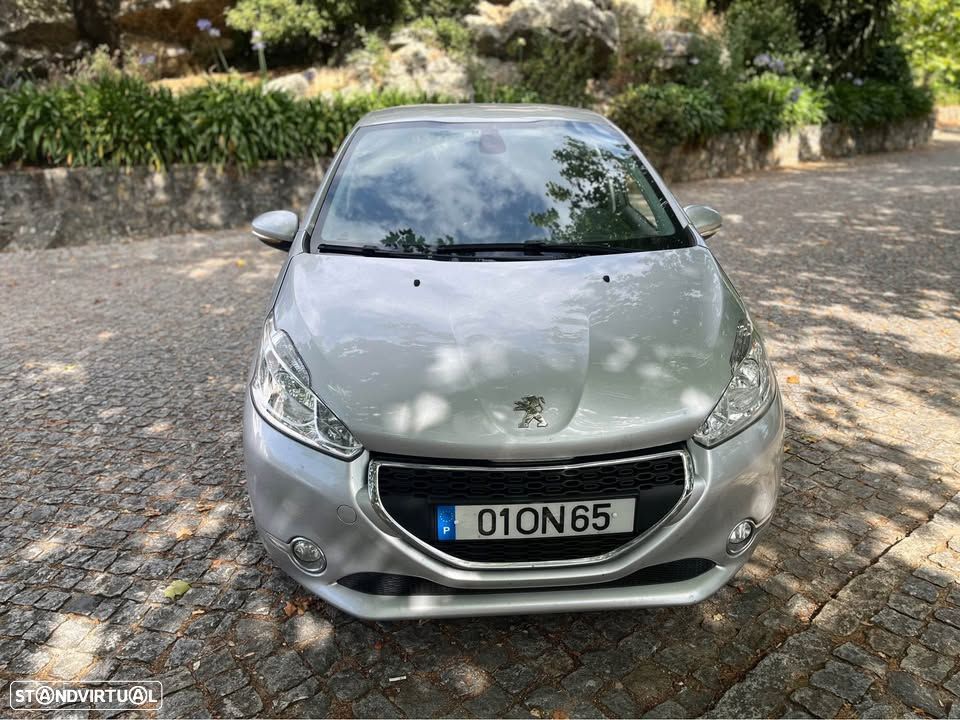 Peugeot 208 1.2 VTi Access - 5