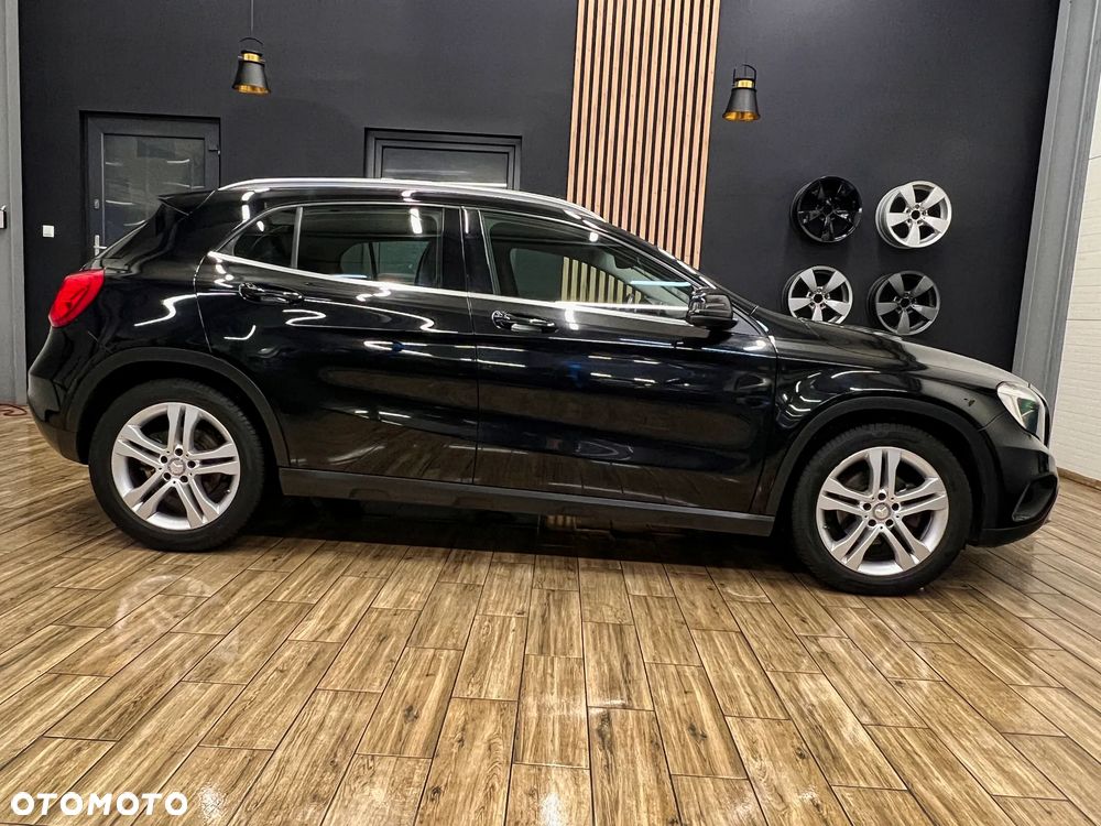 Mercedes-Benz GLA - 6