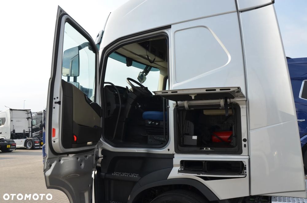 Volvo FH 5 NEW / MEGA / 2021r. / KLIMA P. / FULL LED / ACC / NAVI / KAMERA / DE / 8019 - 13