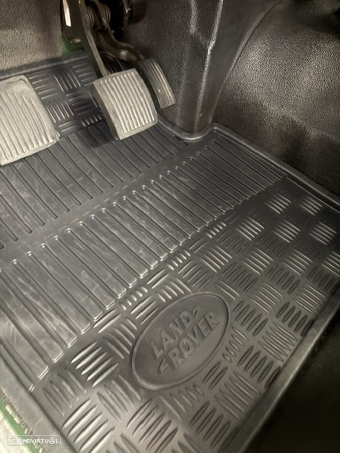 Land Rover Defender 90 2.5 TD5 Metal Top - 54