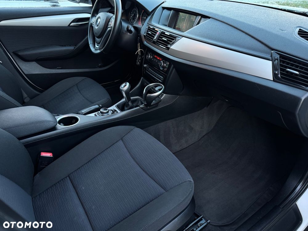 BMW X1 sDrive20d EfficientDynamics - 25