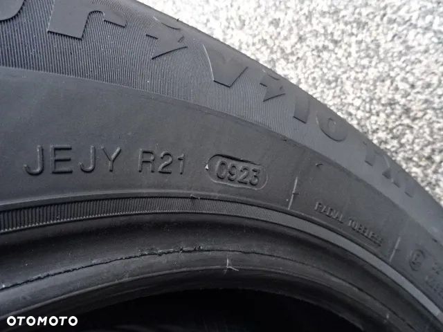 205/60/R16 92V Tracmax X-Privillo TX1 - 7