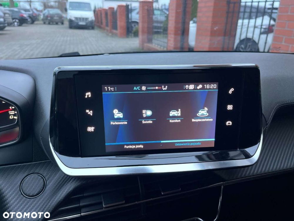 Peugeot 208 1.5 BlueHDi Signature S&S - 13