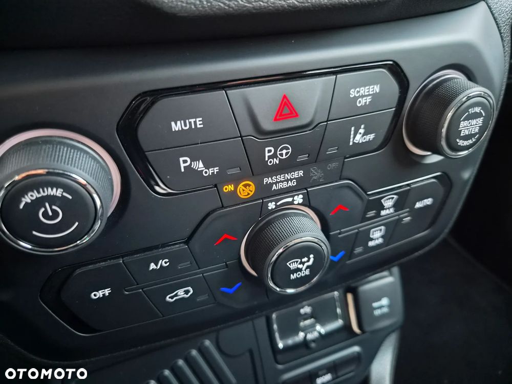 Jeep Renegade 1.3 GSE T4 Turbo Longitude FWD S&S - 22