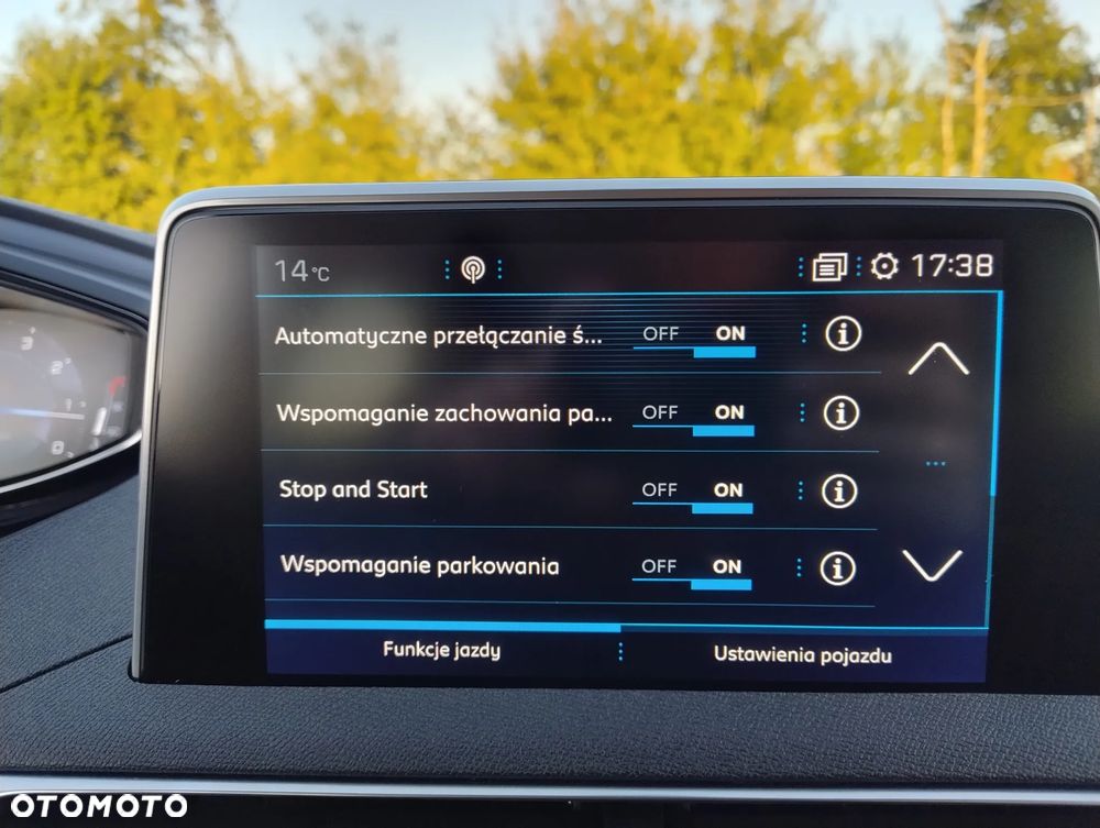 Peugeot 3008 1.2 PureTech Allure Pack S&S - 17