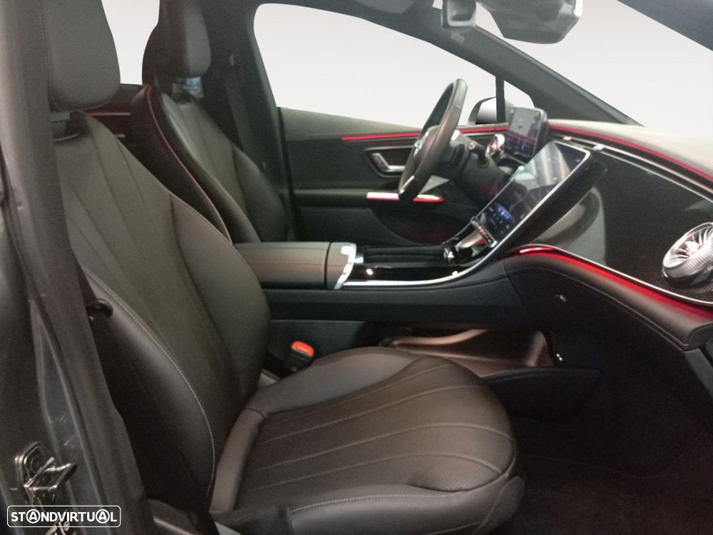 Mercedes-Benz EQE 350 - 13