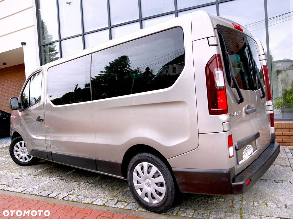 Renault Trafic Grand SpaceClass 2.0 dCi EDC - 29