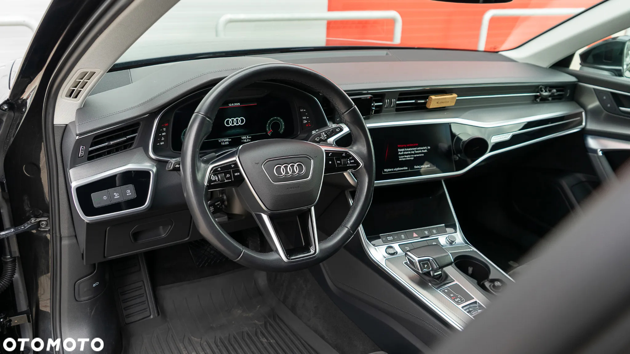 Audi A6 - 12