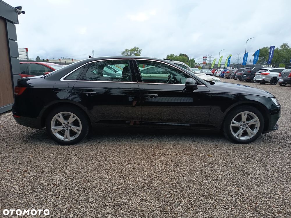 Audi A4 Limousine 1.4 TFSI S tronic sport - 12