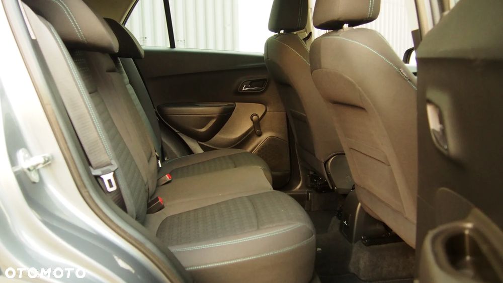 Chevrolet Trax 1.6 LS - 18