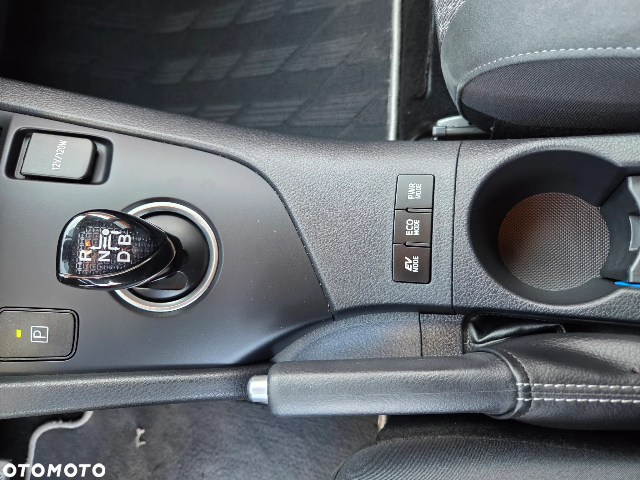 Toyota Auris - 28