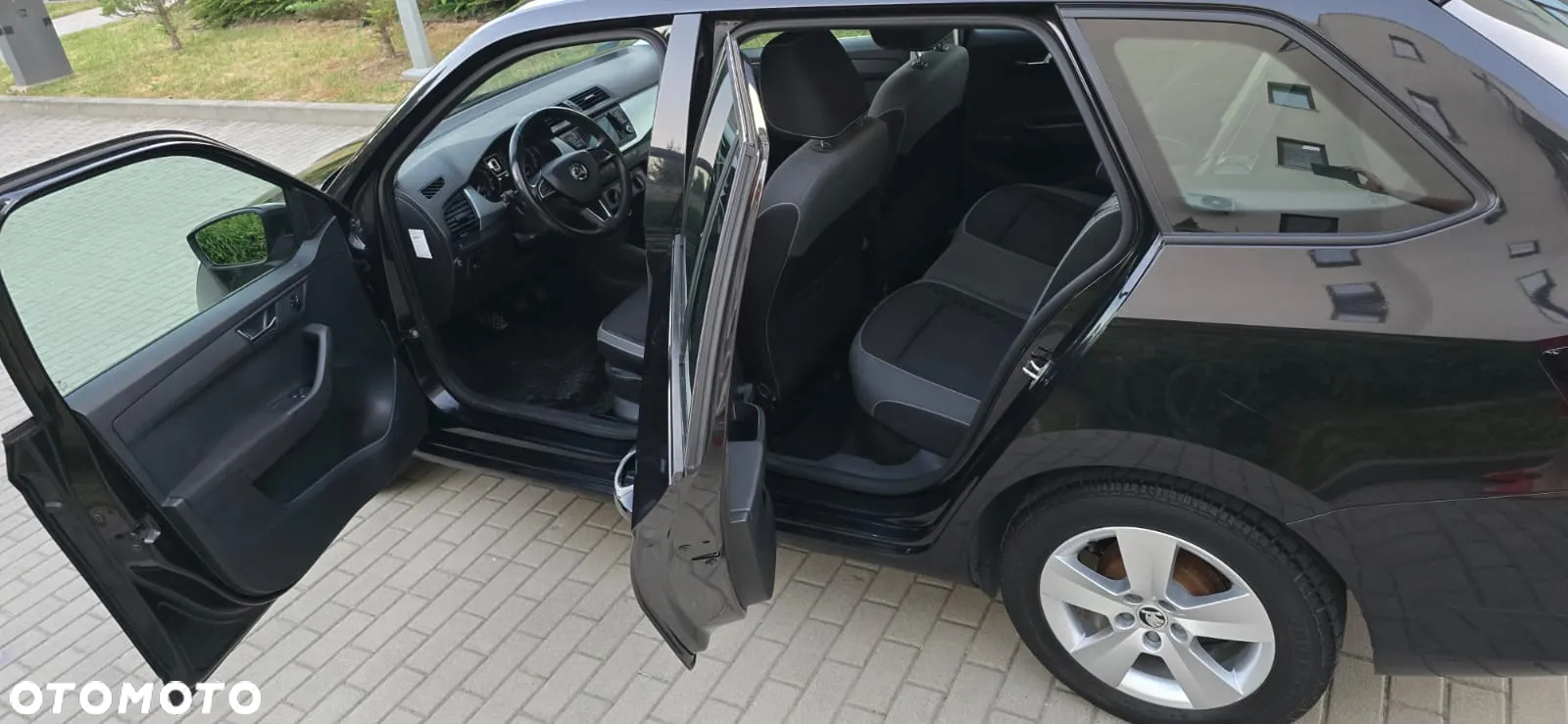Skoda Fabia 1.0 Ambition - 37