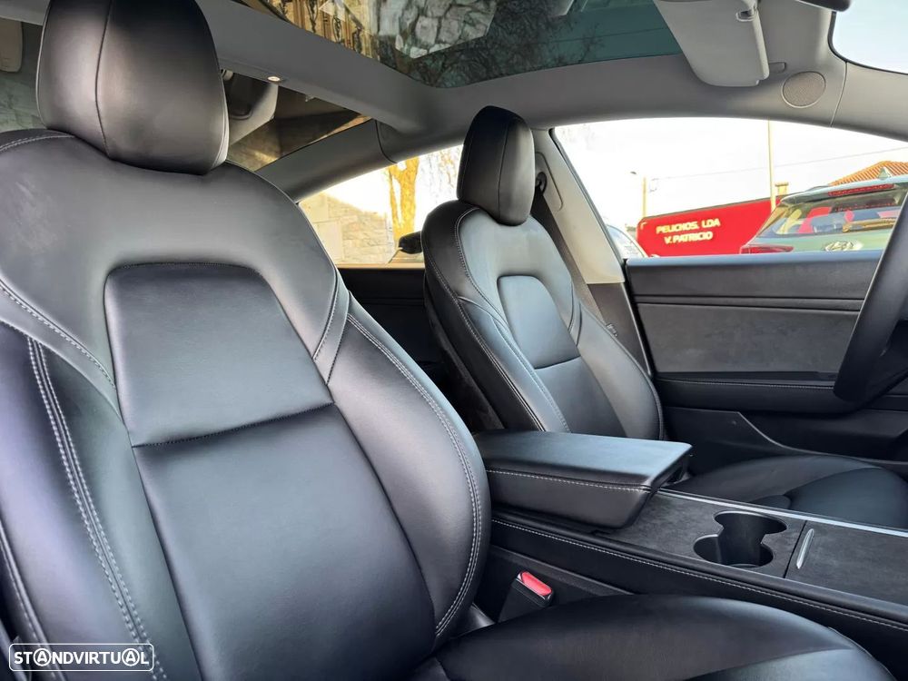 Tesla Model 3 Tração Traseira Standard - 19