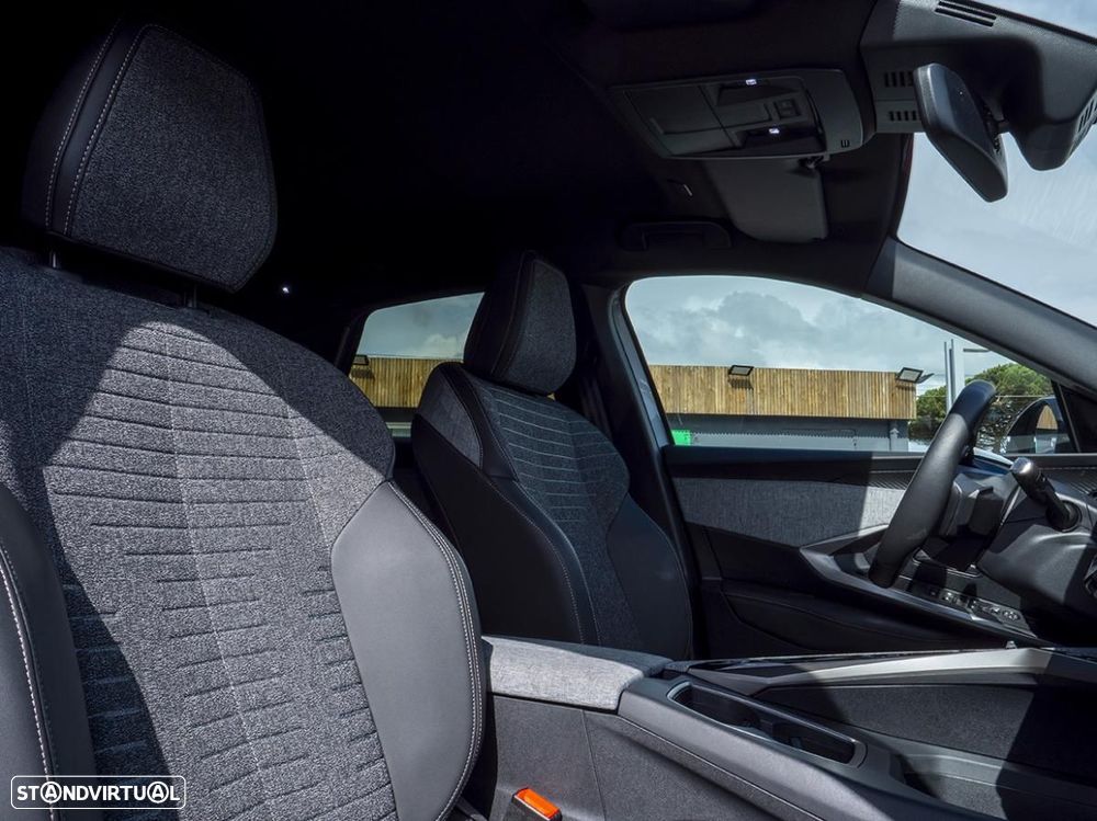 Peugeot E-3008 73 kWh Allure - 19