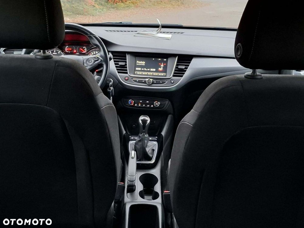 Opel Crossland X - 11