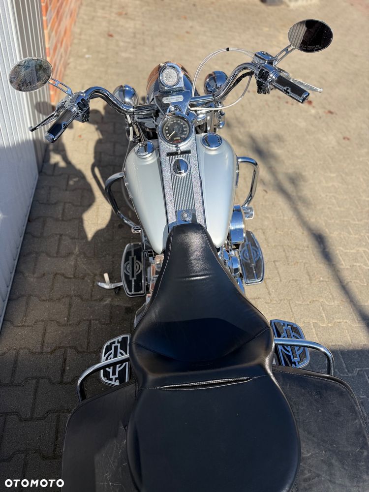 Harley-Davidson Touring Road King - 20