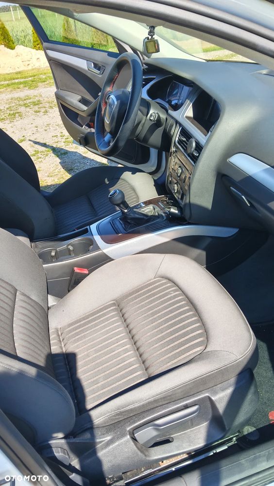 Audi A4 Avant - 8